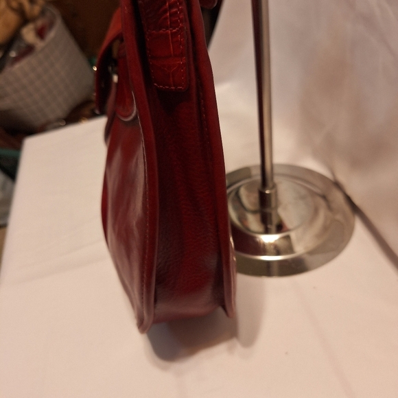 Brighton Red Leather croc Embossed shoulder bag 13.5"x10" EUC - Picture 6 of 14